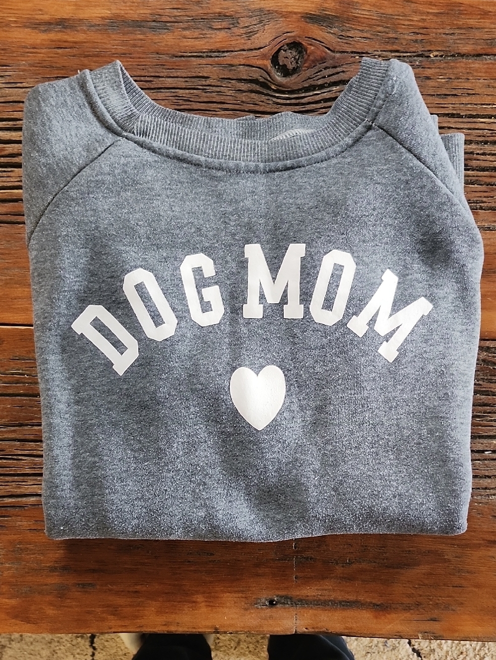 Soft 'Dog Mom' Grey Crew Neck Sweater | Medium